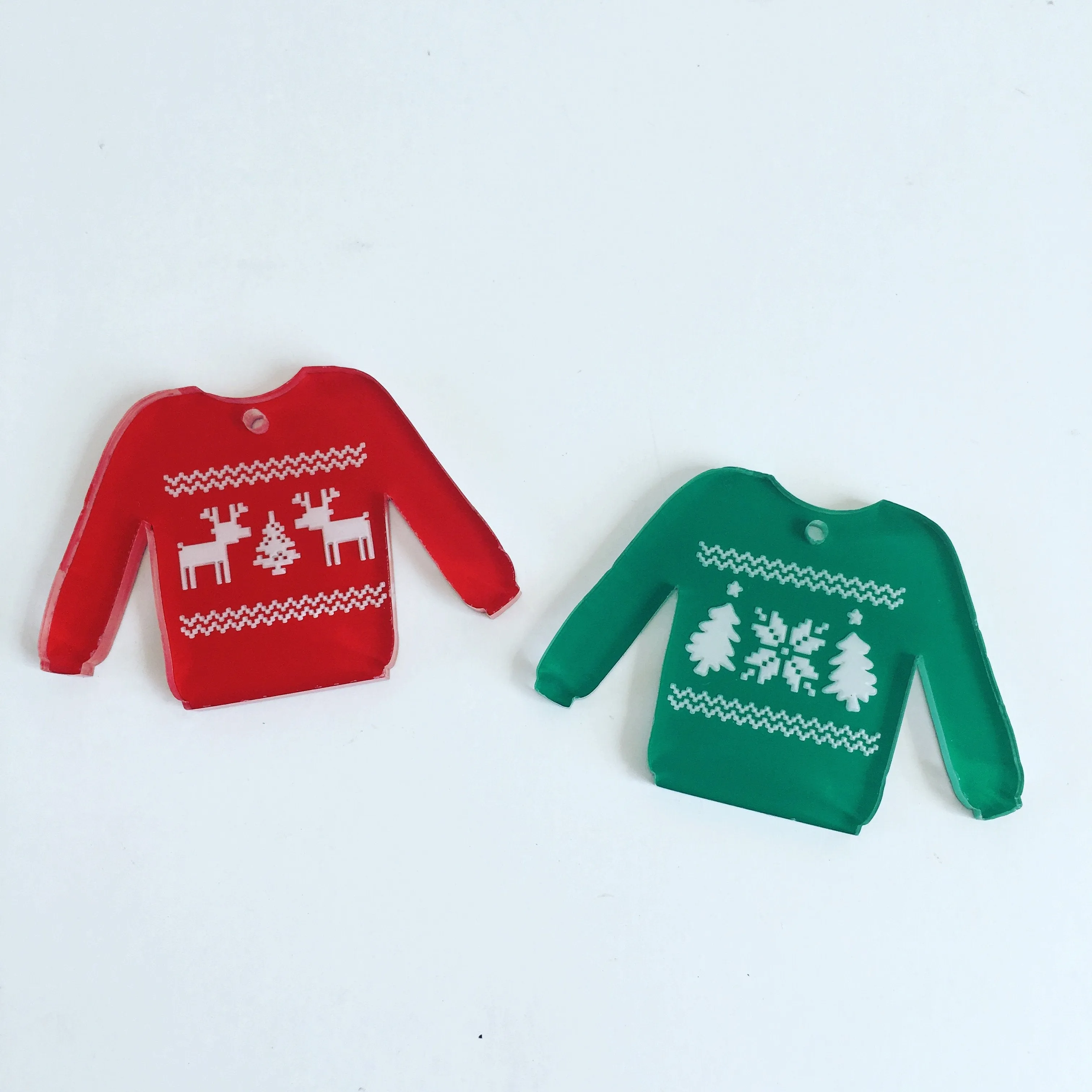 © Ugly Sweater Charms - 4 Pairs