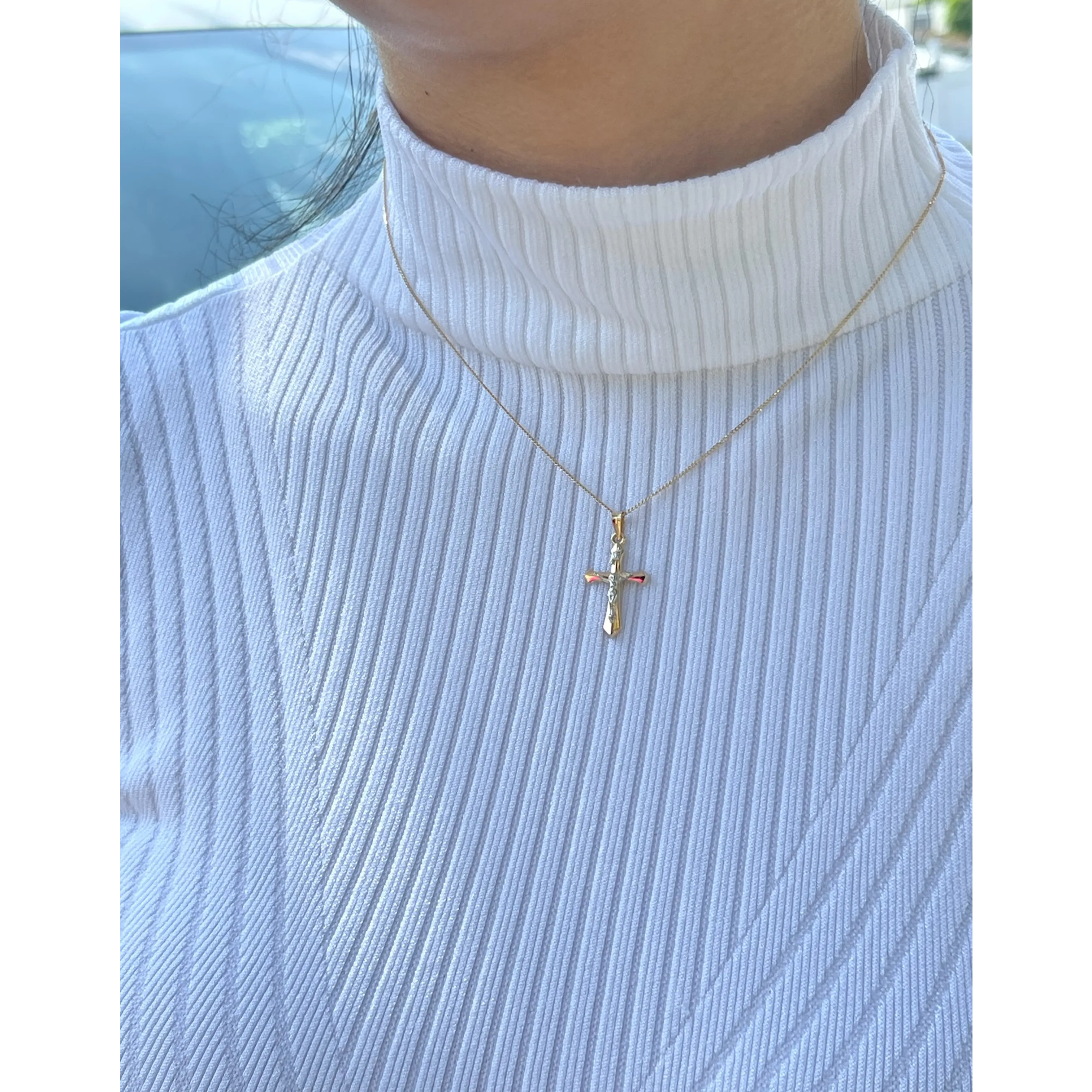14K GOLD INRI CRUCIFIX PENDANT