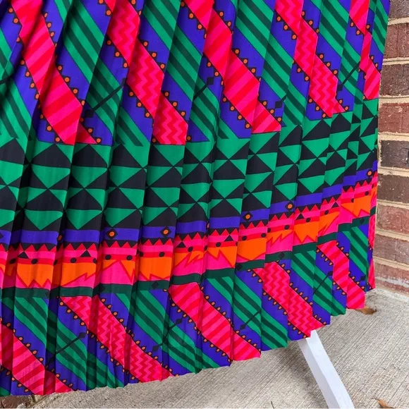 1980’s Breckenridge bright colorful accordion hem maxi skirt