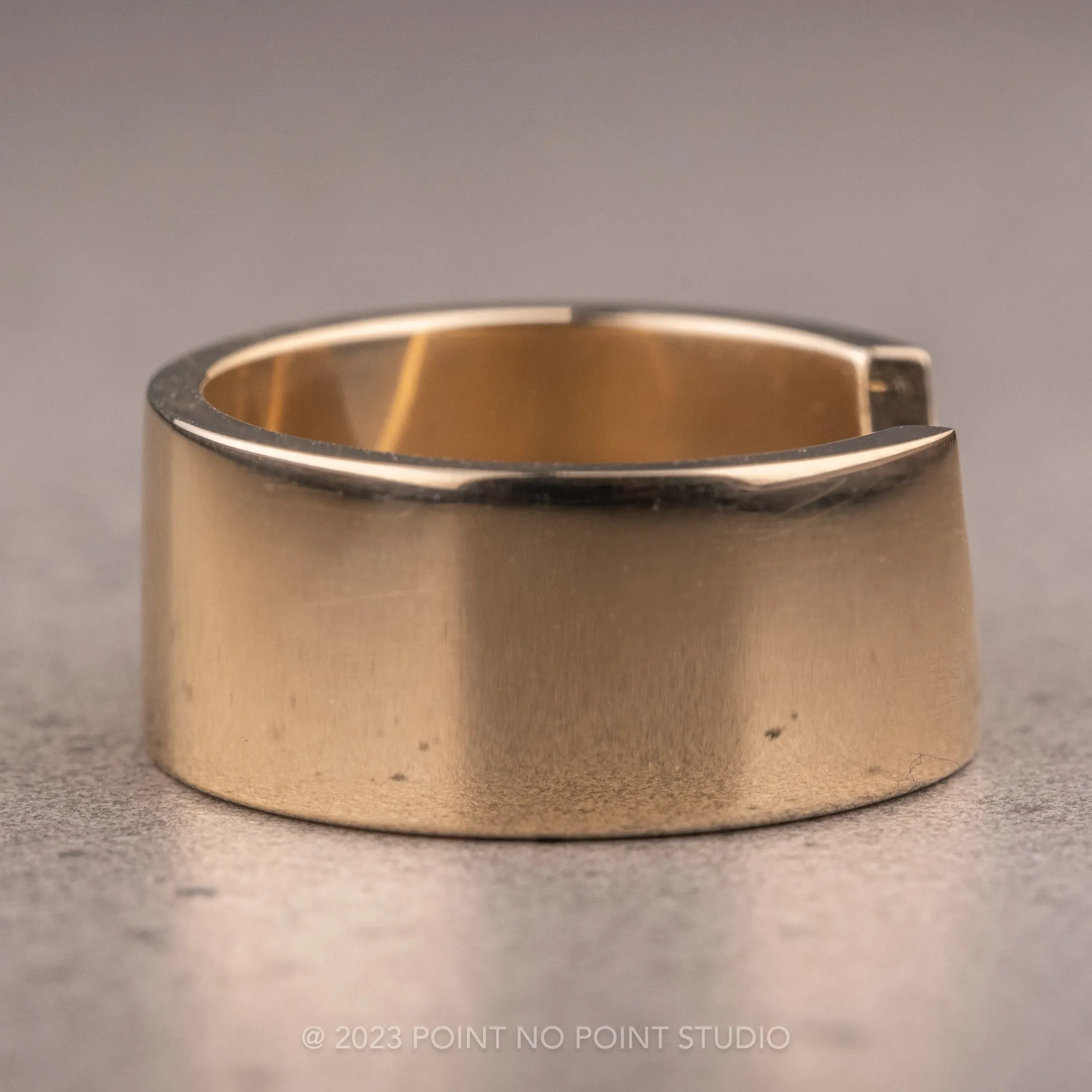 8mm 14k Yellow Gold Wedding Band, Ellipse Setting, Polished Finish