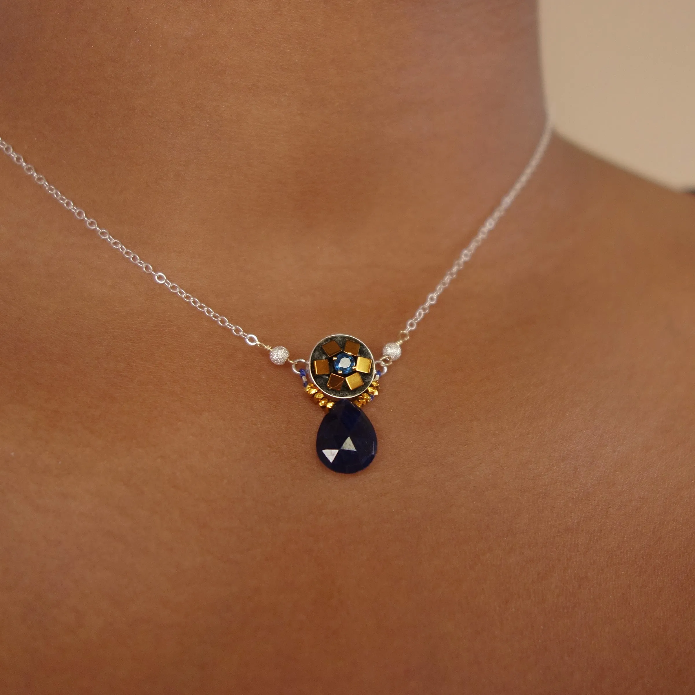 Alicia's heart of gold: blue sapphire mosaic necklace