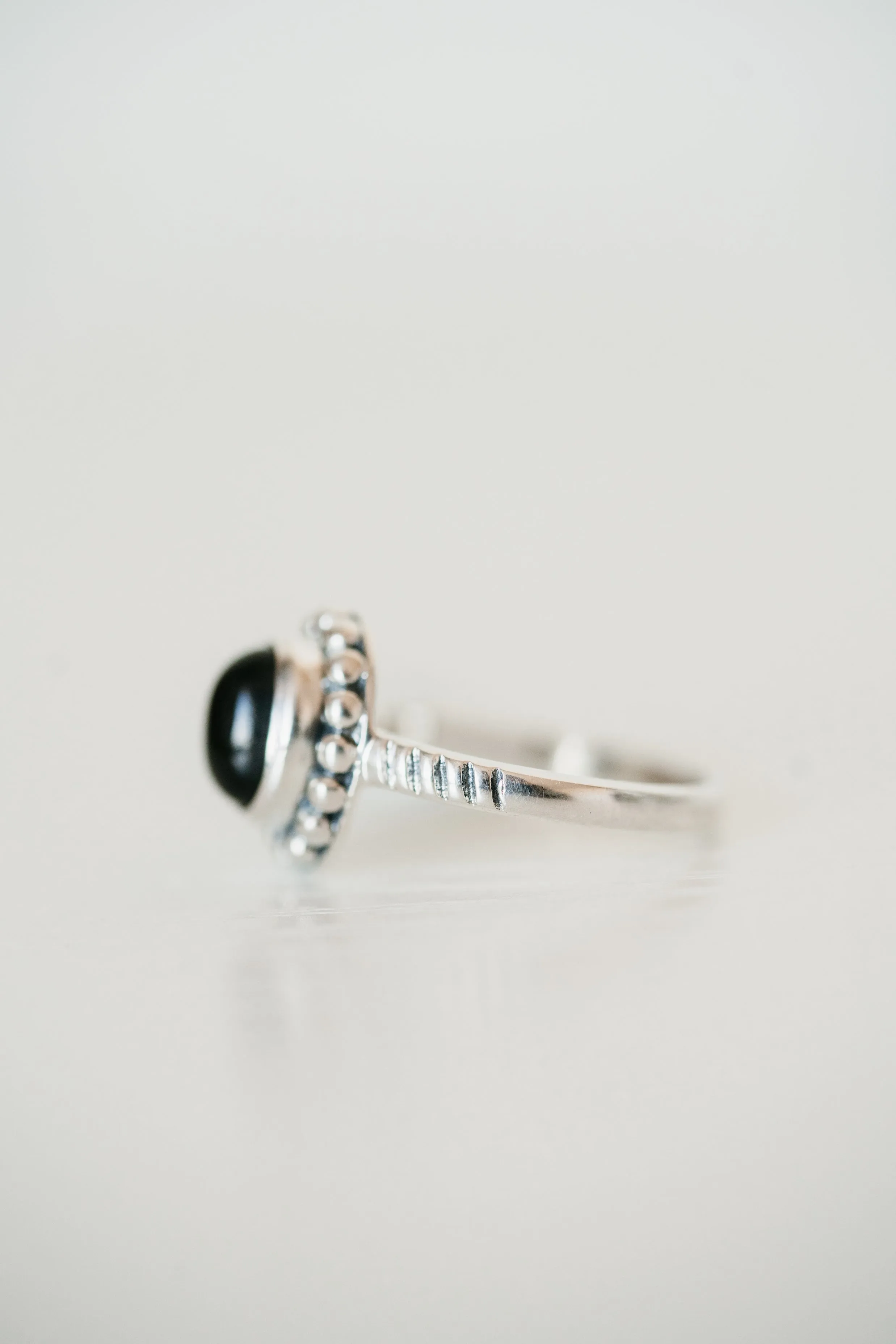 Anja Ring | Black Star