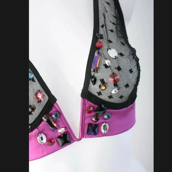 Damaris Chiacchiere Black Silk Square Pattern MeshV-Plunge Jeweled PinkSatin Bra