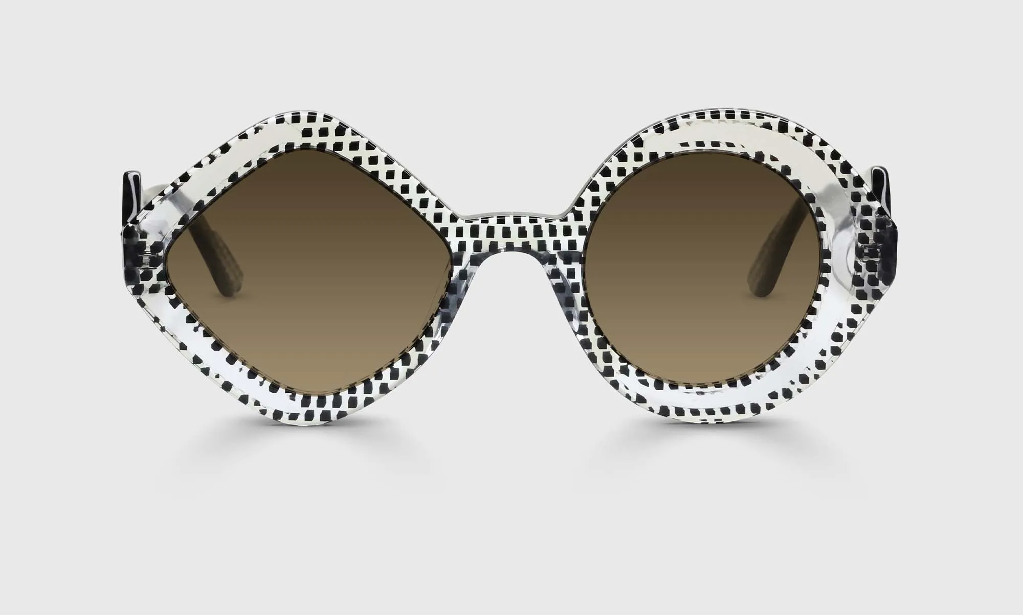 Eh-Symmetrical Readers