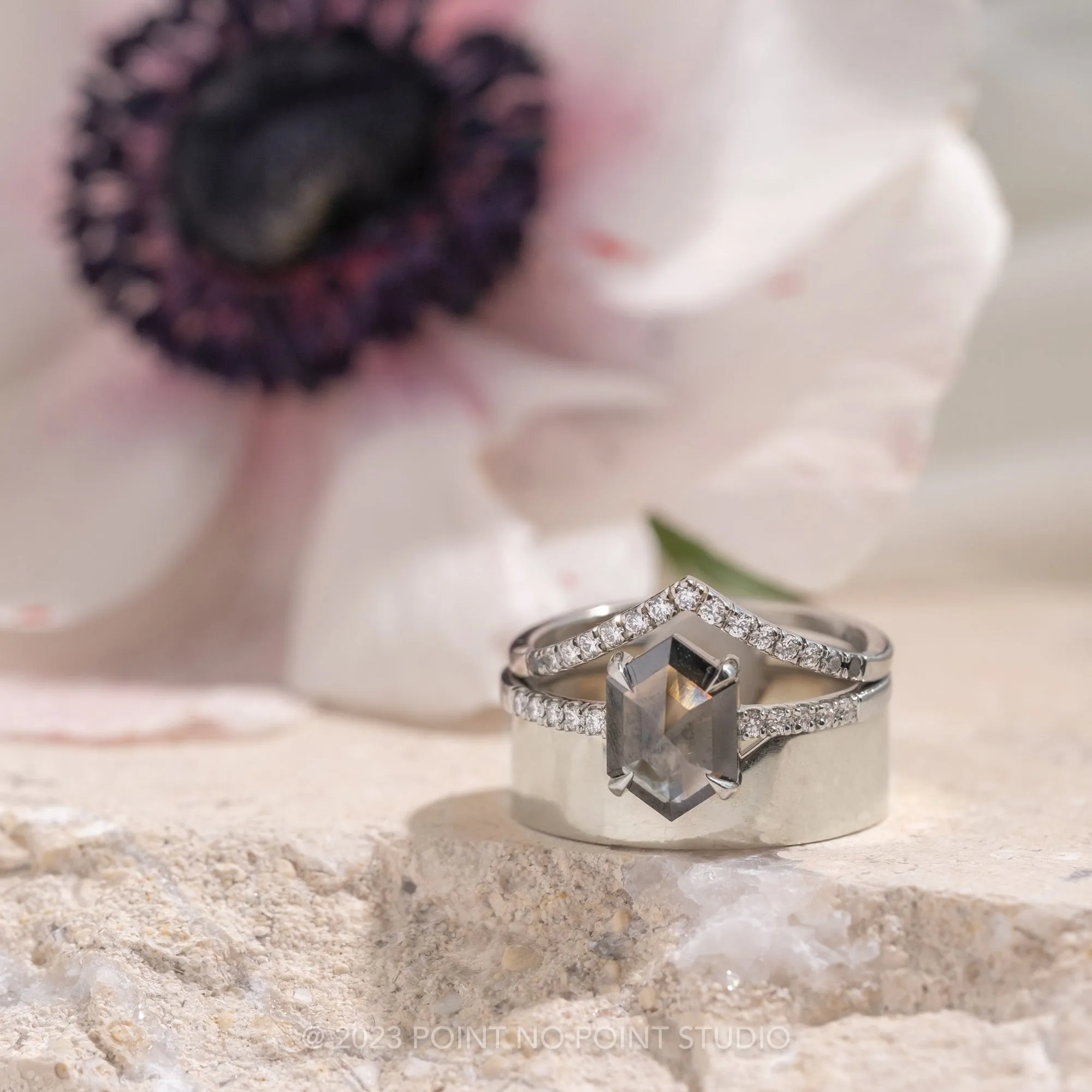 Ellipse Setting, 6mm 14k White Gold Wedding Band, Polished Finish