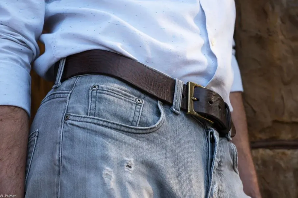 Lato Curved Leather Belt
