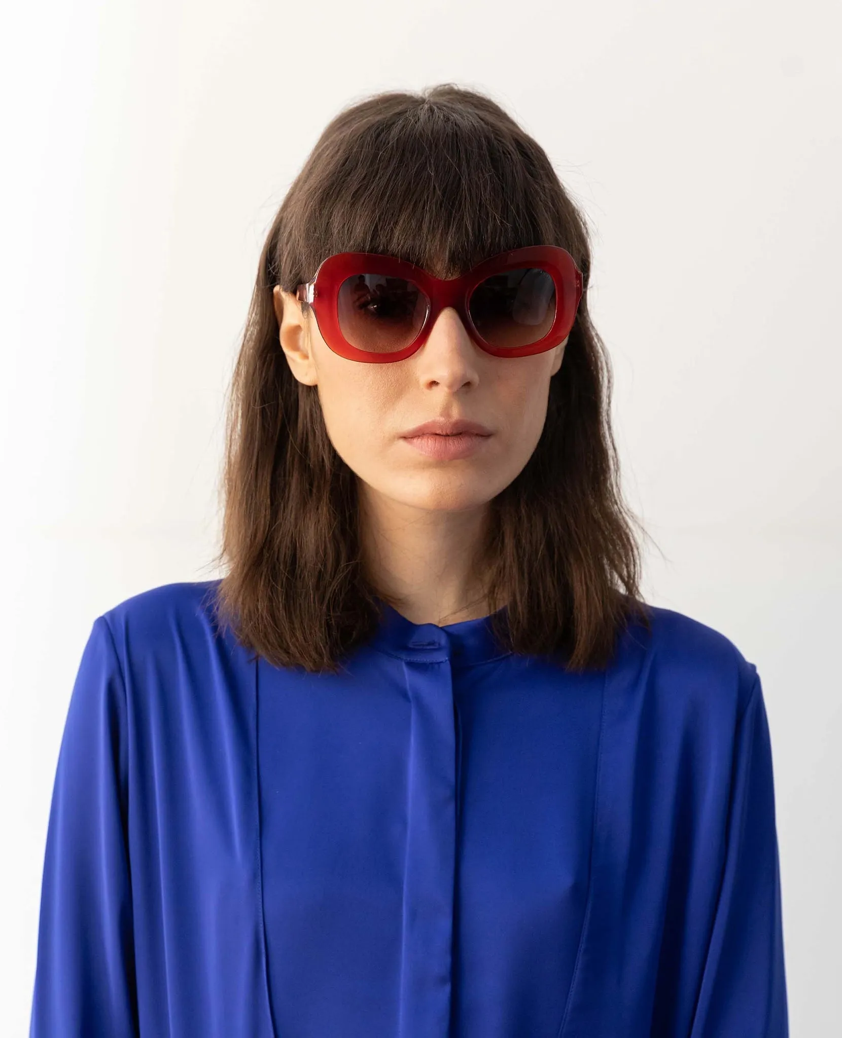 MAFALDA-Red Gradient / Gradient Brown