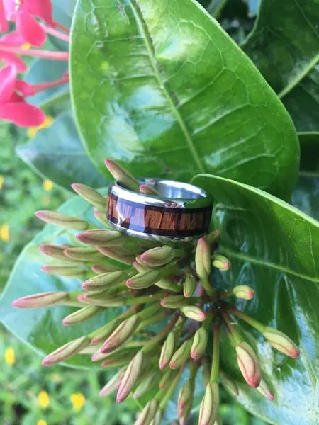 Milo and Palm Titanium Ring