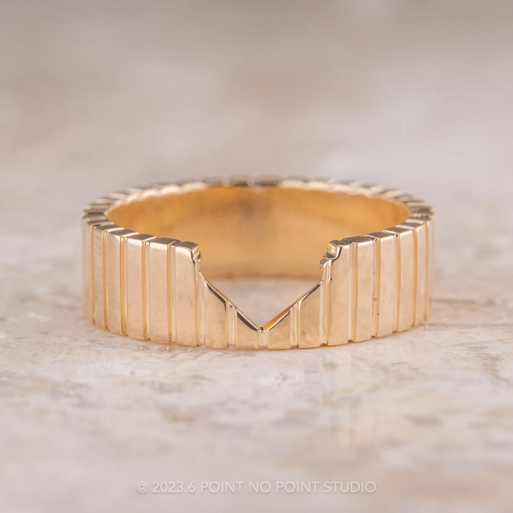 Notched Ellipse Setting, 6mm 14k Yellow Gold Wedding Band, Polished Finish