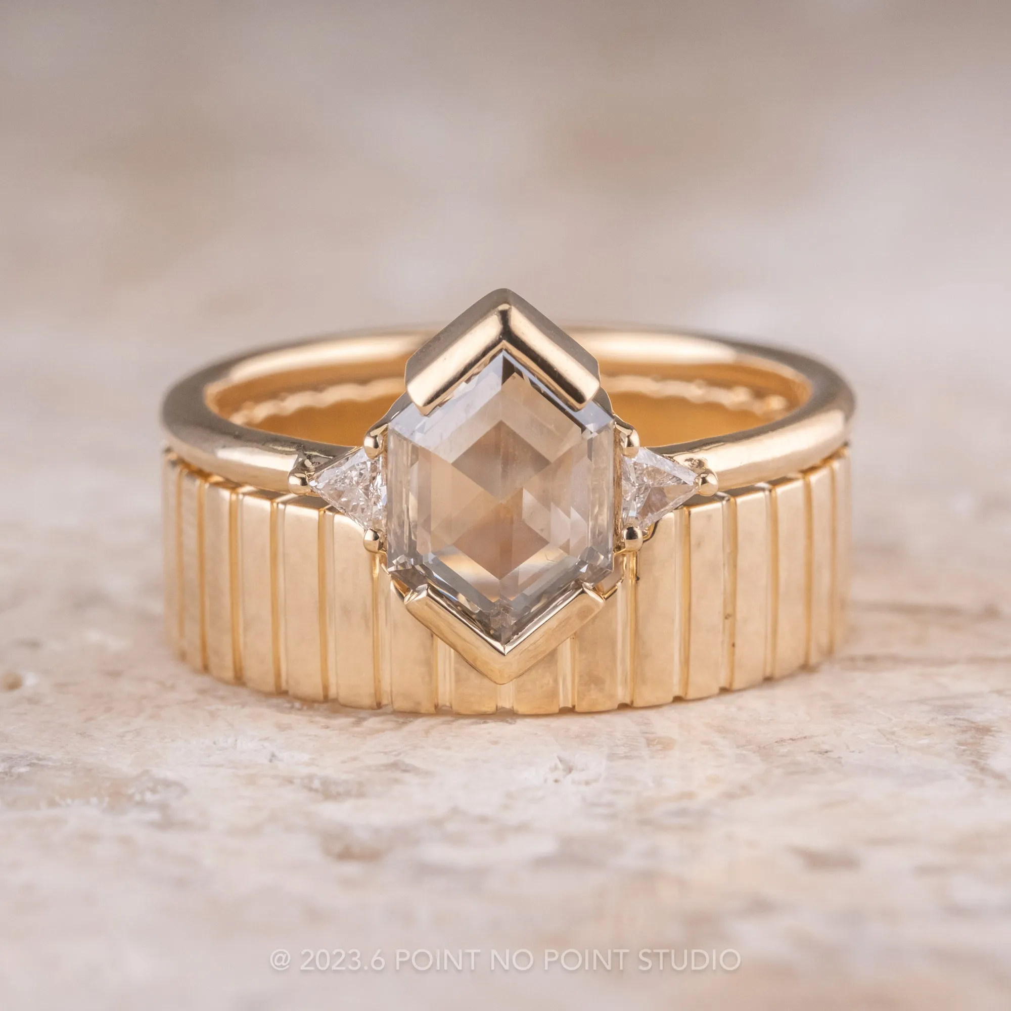 Notched Ellipse Setting, 6mm 14k Yellow Gold Wedding Band, Polished Finish