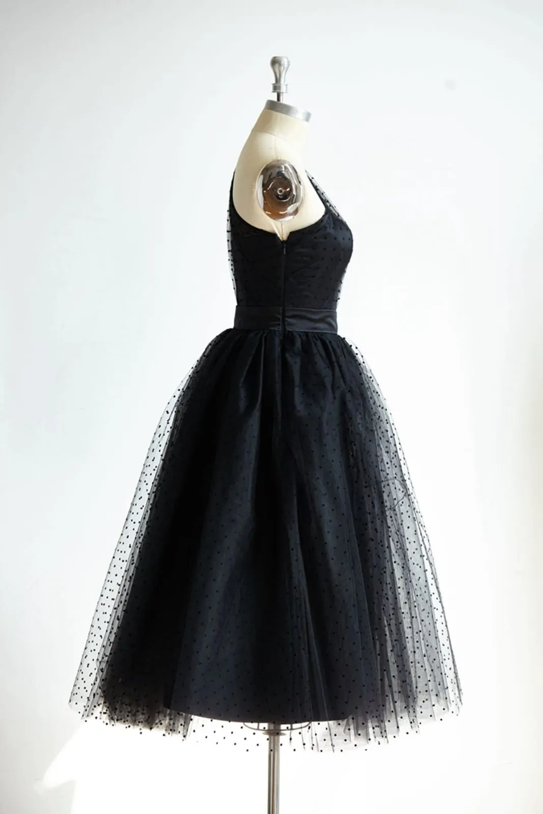 One Shoulder Black Polk Dot Tulle Short Tea Length Prom Party Dress