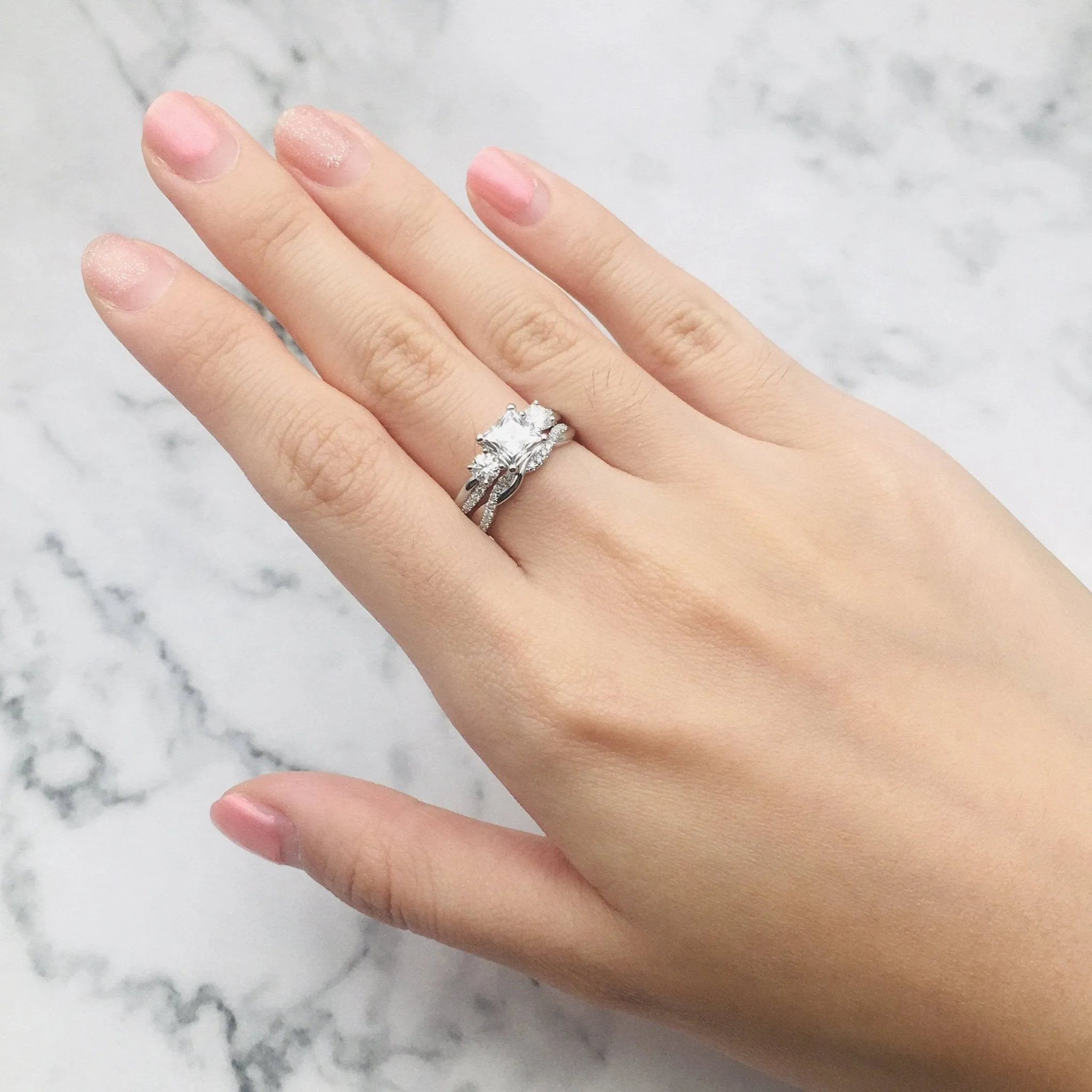 Princess Cut Diamond Twist Wedding Ring Set