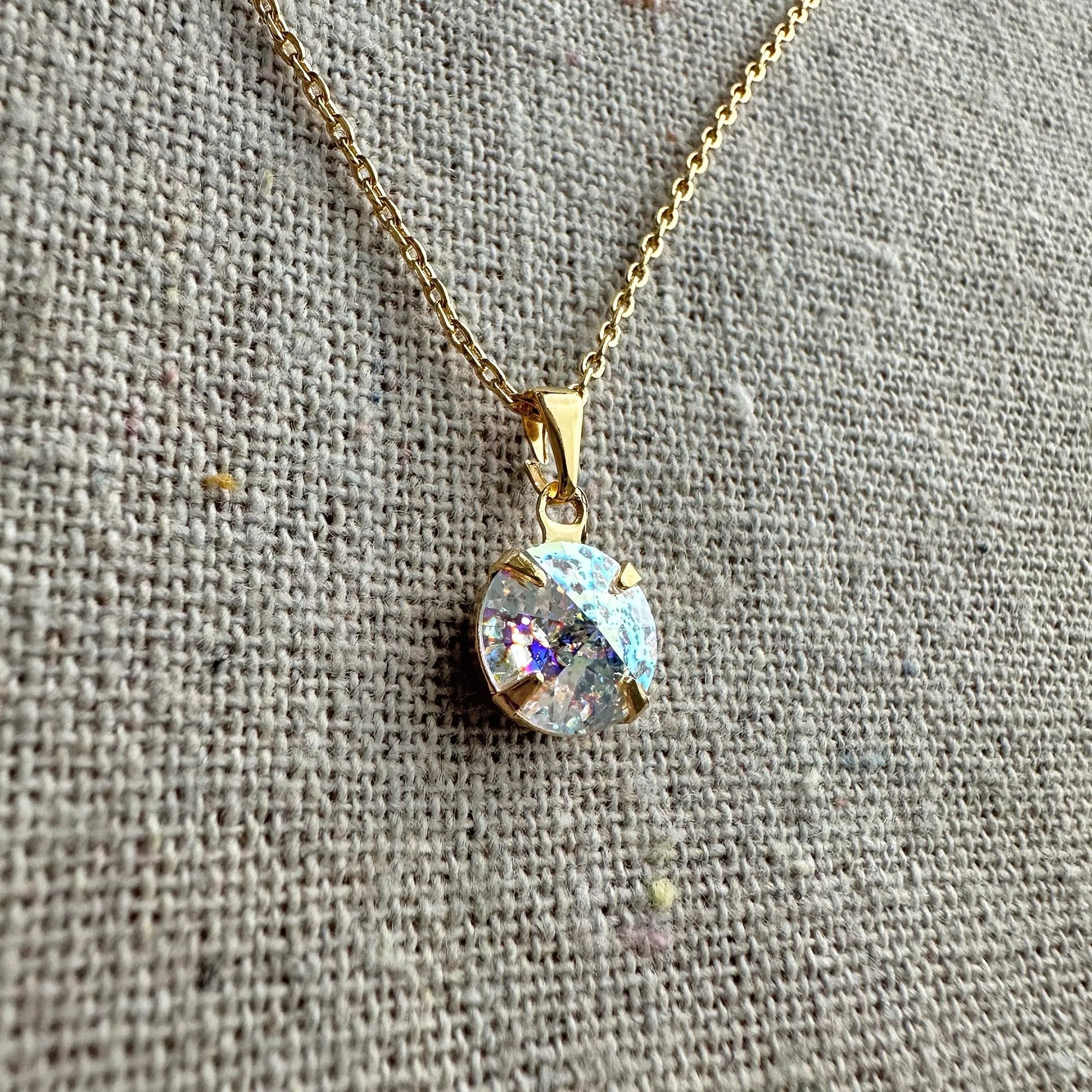 Rivoli Solitaire Necklace • 8mm