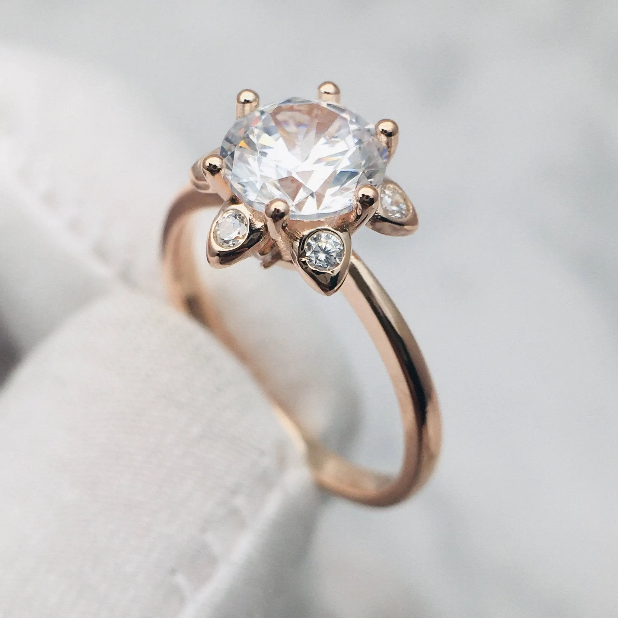 Round Cut Diamond Unique Flower Engagement Ring