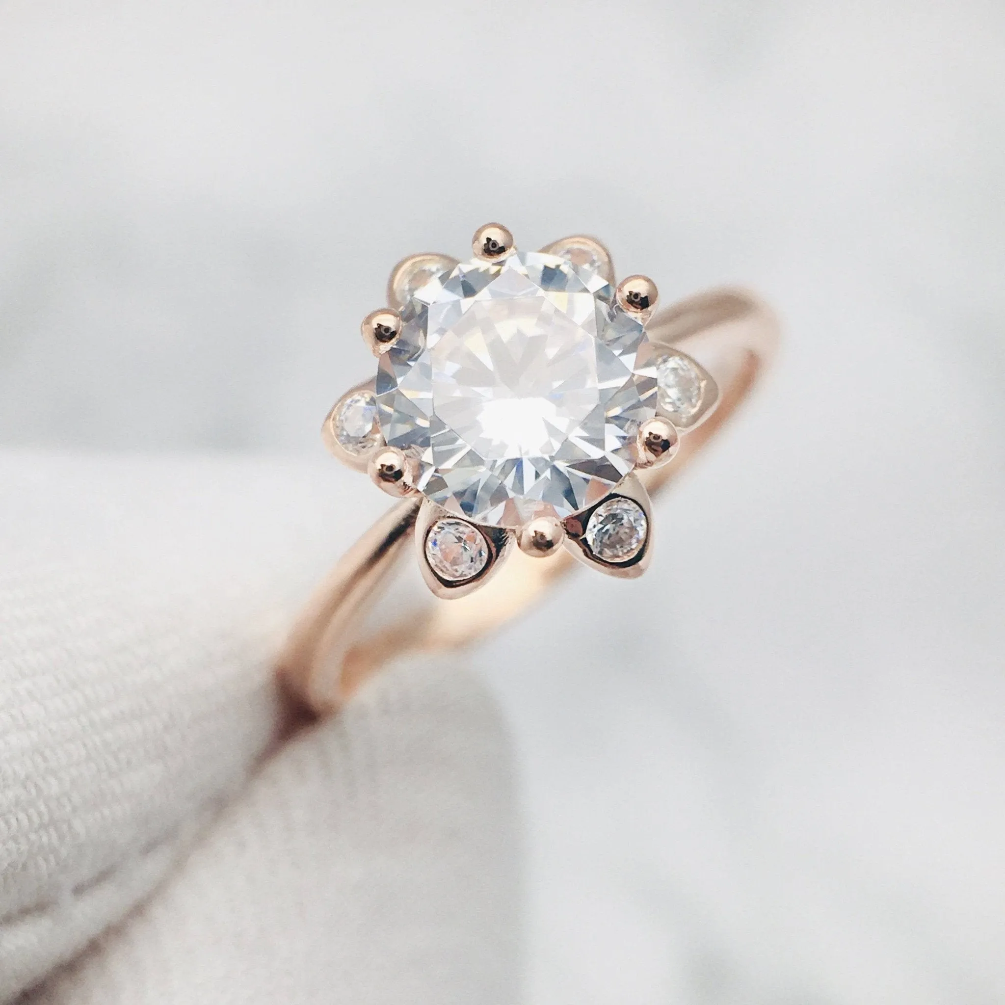 Round Cut Diamond Unique Flower Engagement Ring