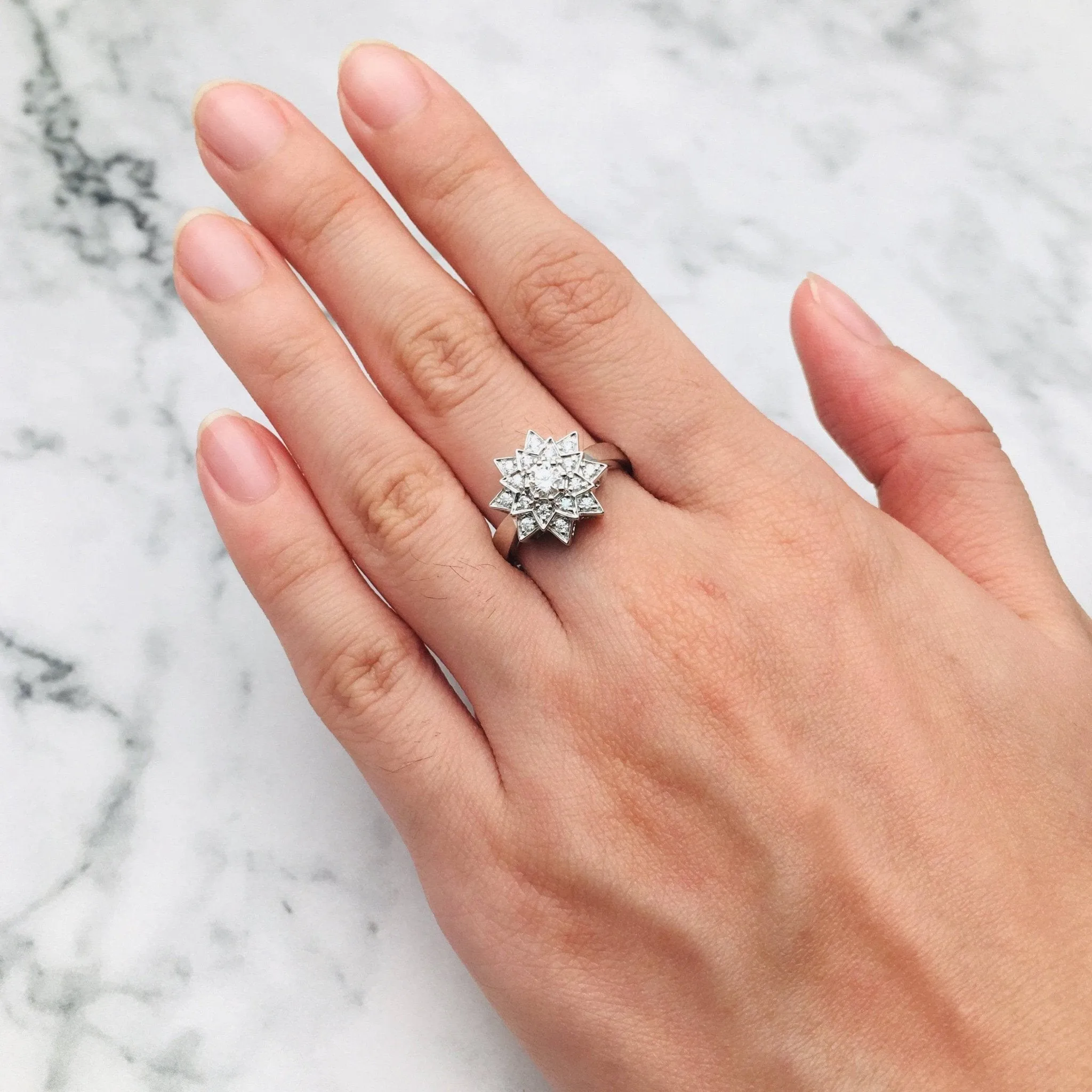 Round Diamond Vintage Sunflower Design Engagement Ring