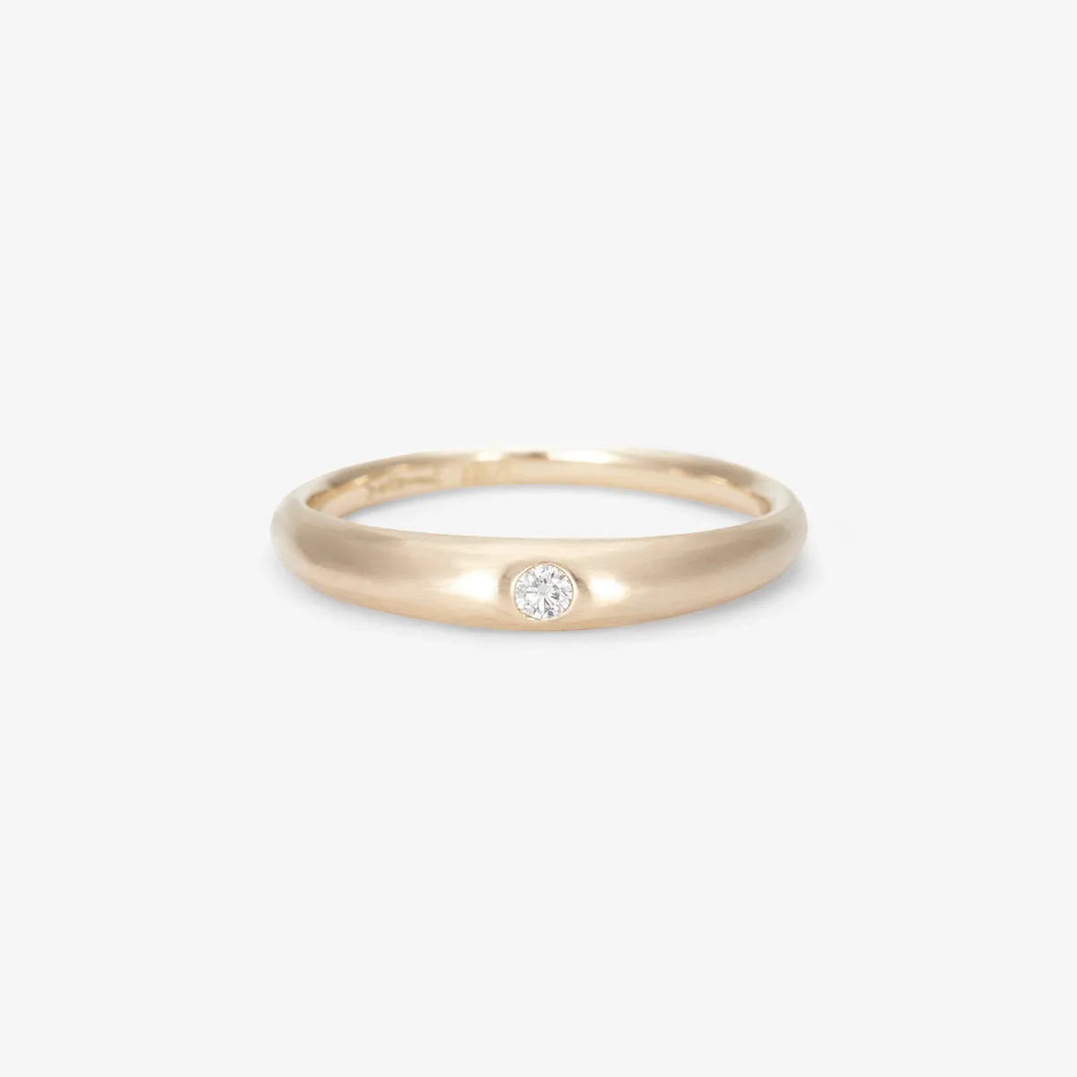 Single White Diamond Taper Band | R10502W