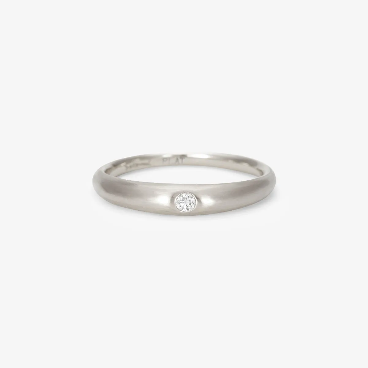 Single White Diamond Taper Band | R10502W