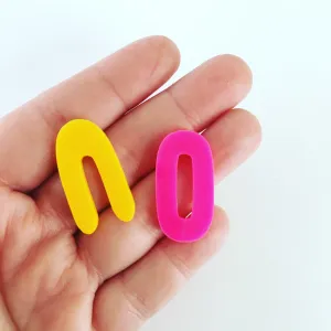 Small N or O Cabochons - 5 Pairs