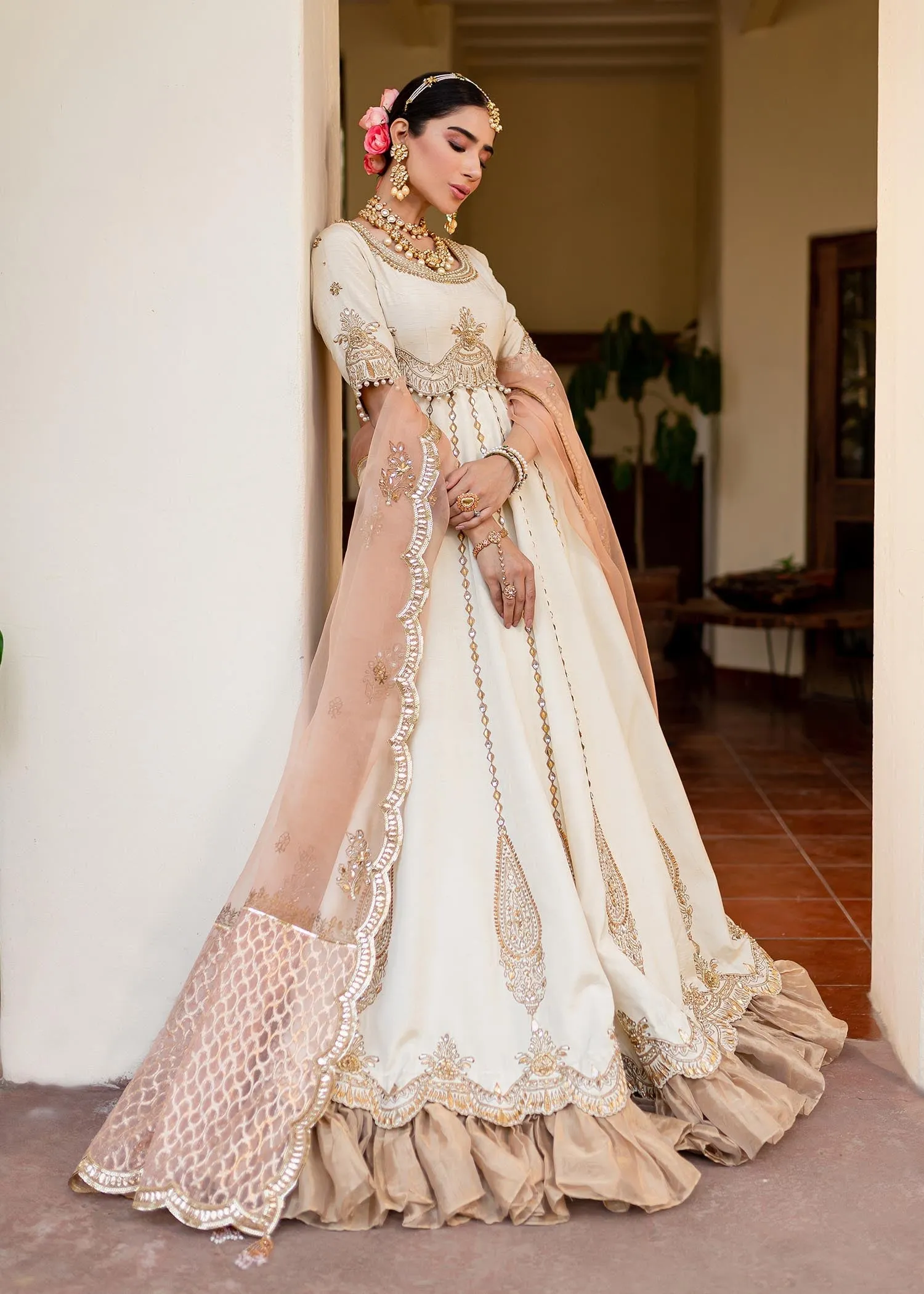 Traditional Ivory Pakistani Wedding Wear Pishwas Frock with Dupatta